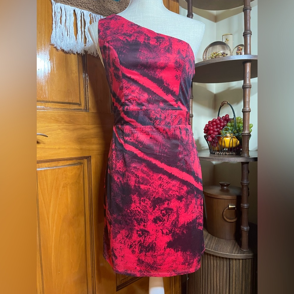 Sparkle & Fade One Shoulder Dress